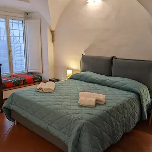 miriam-sweet-dreams-in-florence.it-tuscanyhotel.com/