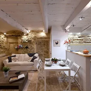 le-petit-tresor-du-luberon.fr-provencehotel.com/